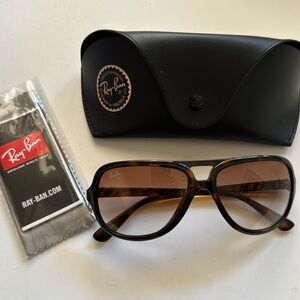 Ray Ban aviator sunglasses